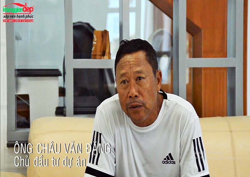 Chủ Nhân Đón Tiếp Khi Chúng Tôi Ghé Thăm Bieetk Thự